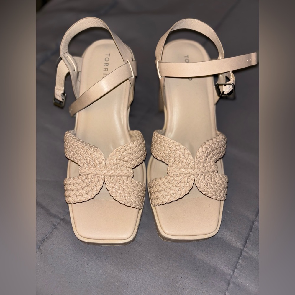 Torrid Crisscross Platform Heel Sandal 👡